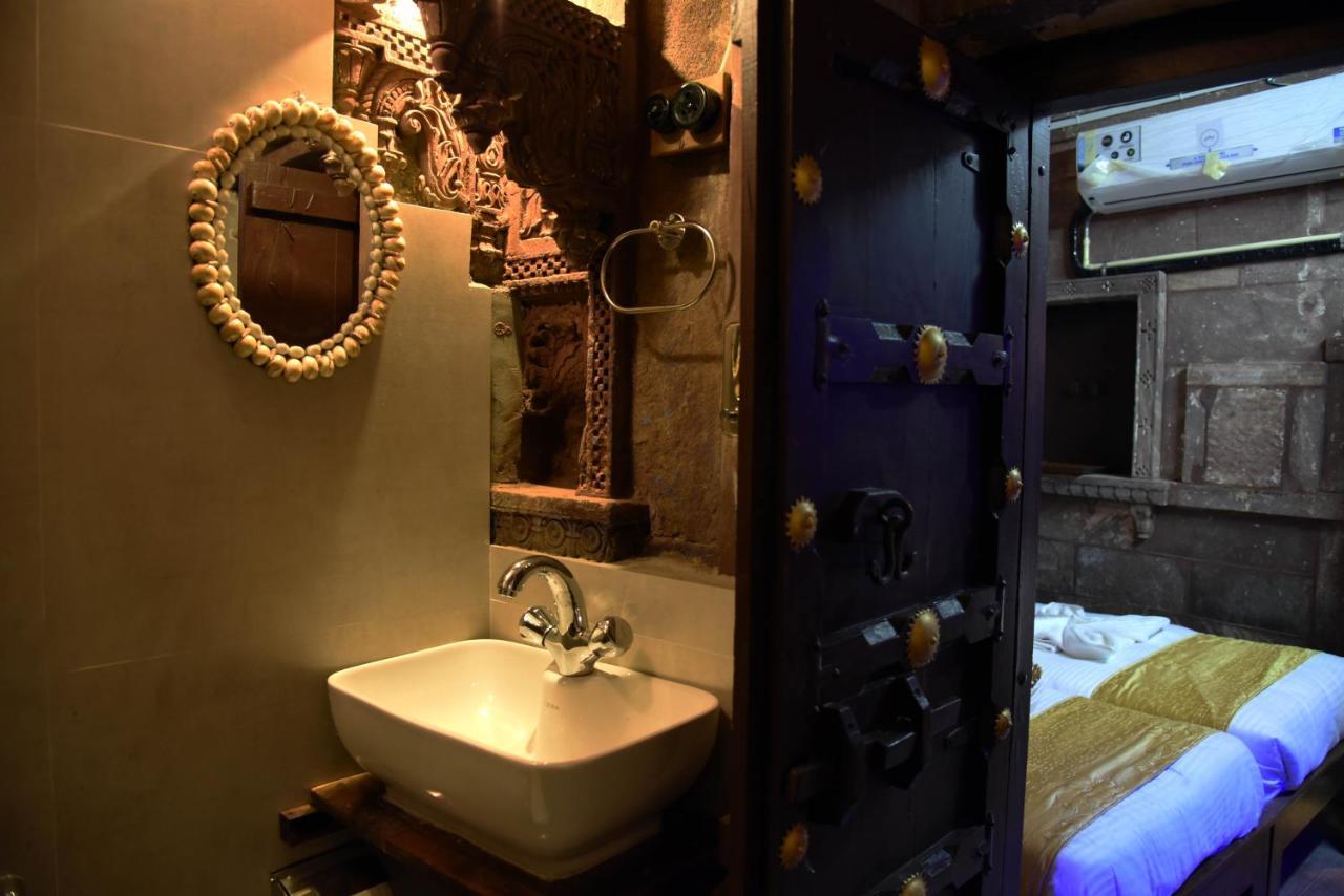 เดอะ ฐิกัณ เฮอริเทจ Bed & Breakfast จ๊อดปูร์ ภายนอก รูปภาพ